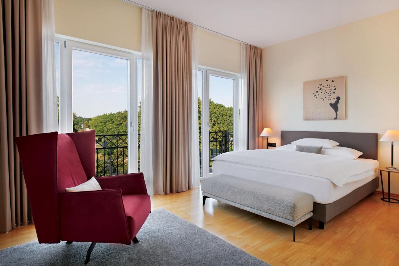 Hotel Villa Medici Бад-Шёнборн Экстерьер фото